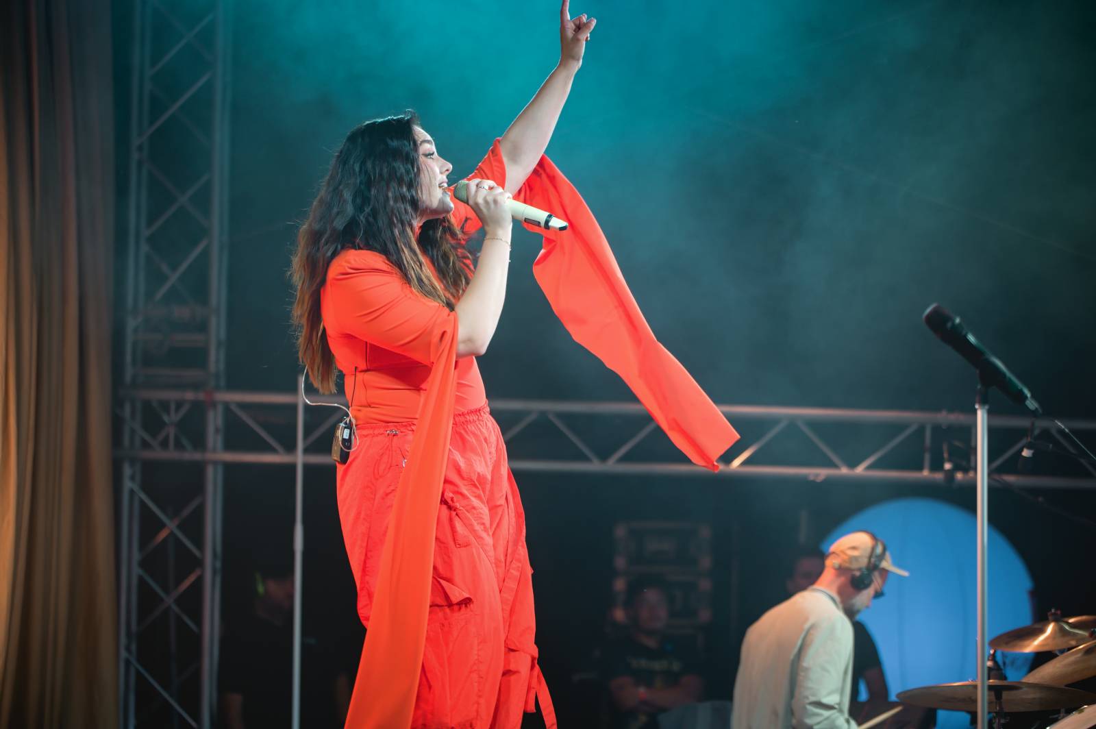 Ewa Farna a Sebastian hráli pro kulturu, třebíčské publikum neodradil ani déšť