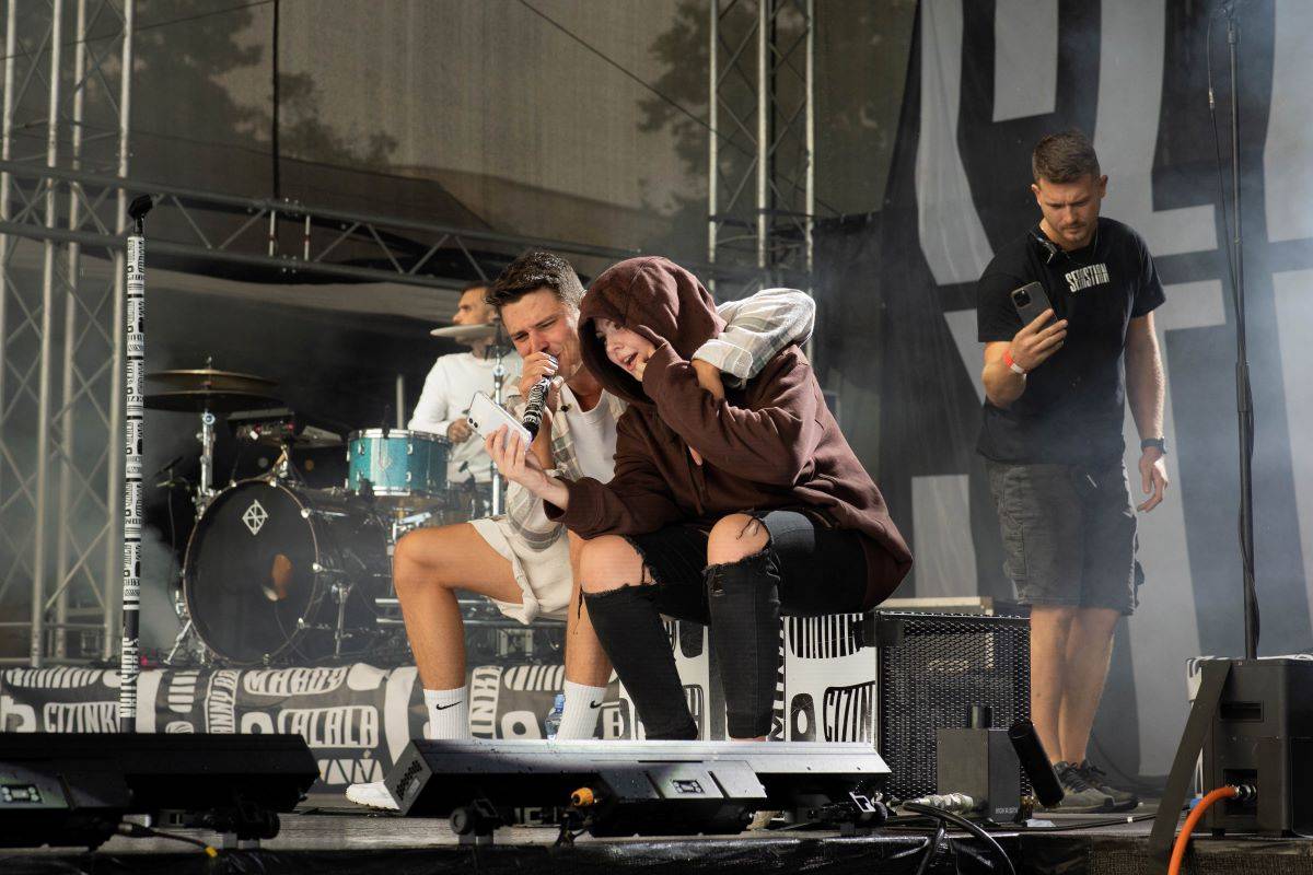 Energický Sebastian i roztančená Ewa Farna. V Třebíči se hrálo pro kulturu