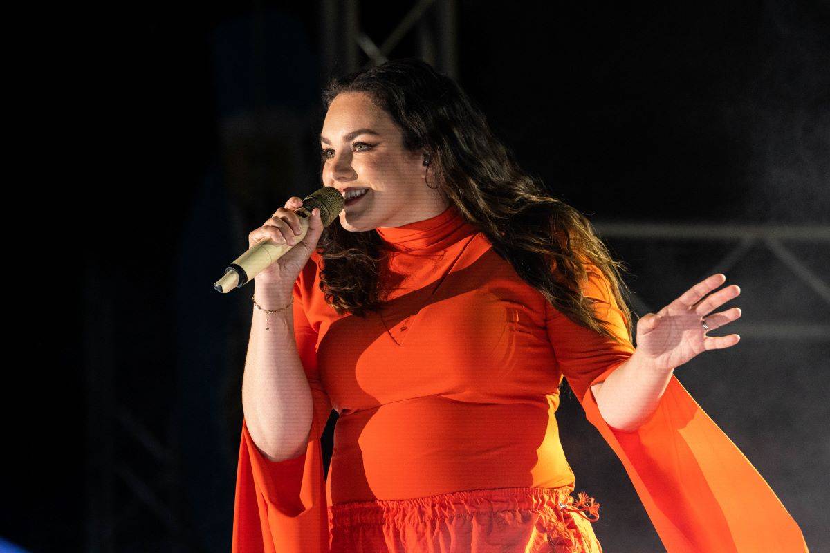 Energický Sebastian i roztančená Ewa Farna. V Třebíči se hrálo pro kulturu