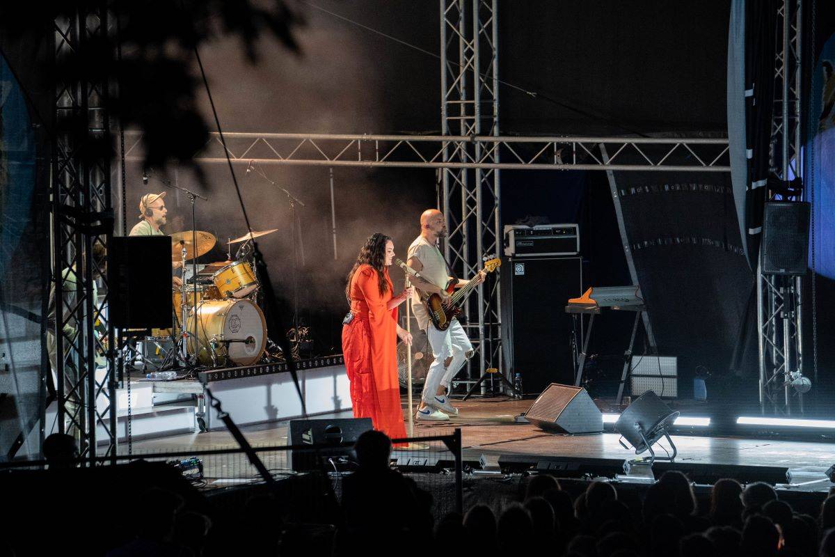 Energický Sebastian i roztančená Ewa Farna. V Třebíči se hrálo pro kulturu