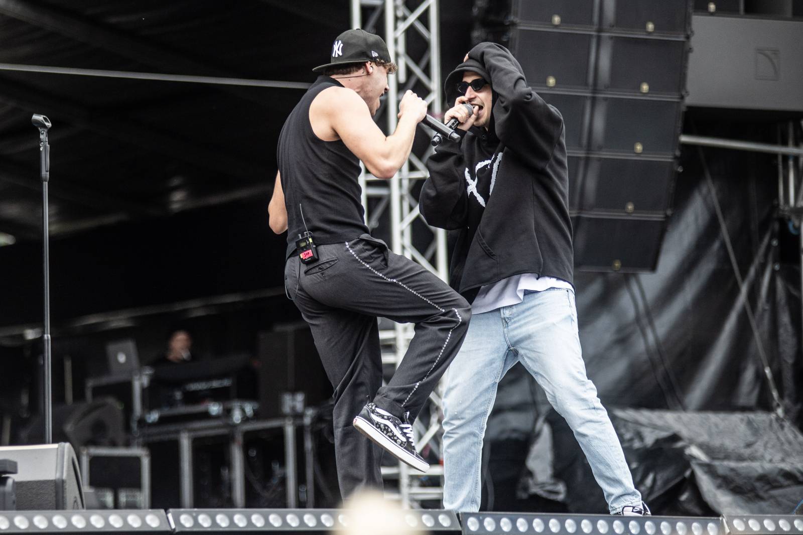 První den na Bezdězu se neobešel bez deště. Hrady CZ přivezli Kryštof, Majka Spirita i divokou Gaiu Mesiah