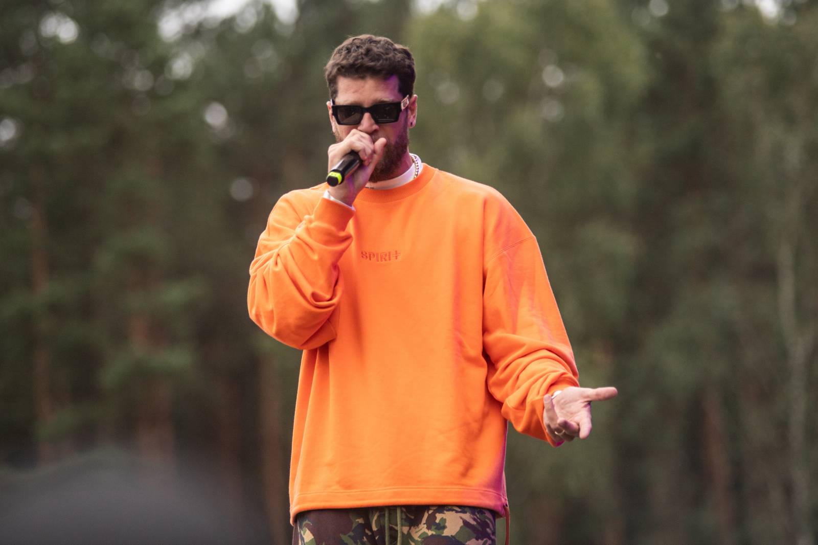 První den na Bezdězu se neobešel bez deště. Hrady CZ přivezli Kryštof, Majka Spirita i divokou Gaiu Mesiah