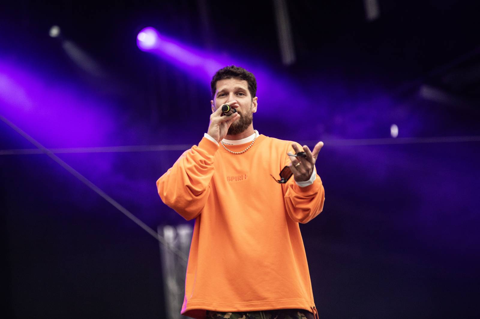 První den na Bezdězu se neobešel bez deště. Hrady CZ přivezli Kryštof, Majka Spirita i divokou Gaiu Mesiah