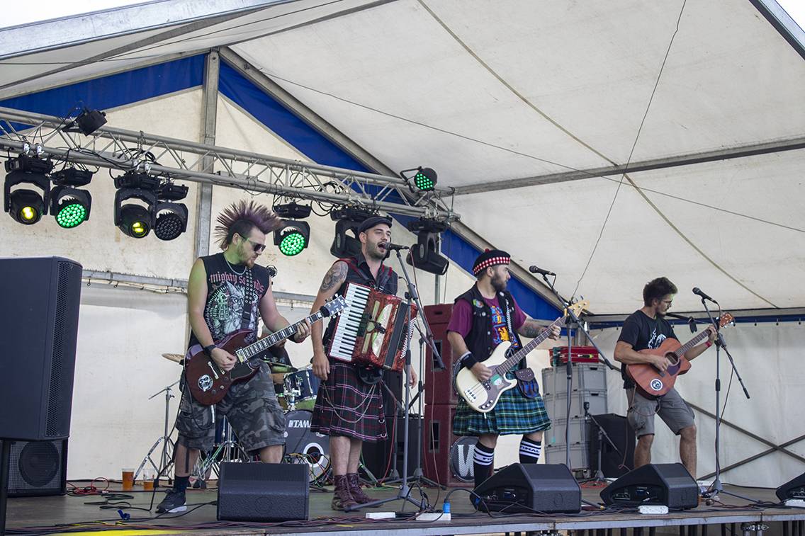 Visací zámek udělal z Vodňan punkové království, hráli i Narttu či Abraxas