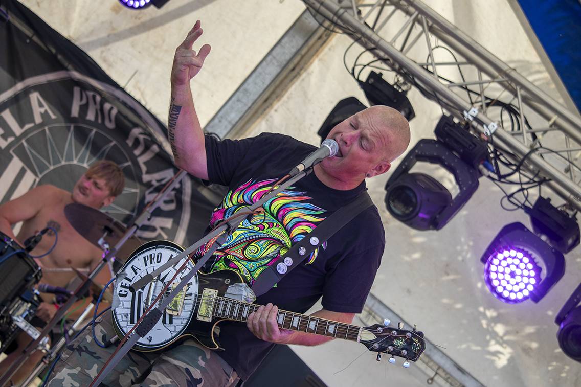 Visací zámek udělal z Vodňan punkové království, hráli i Narttu či Abraxas