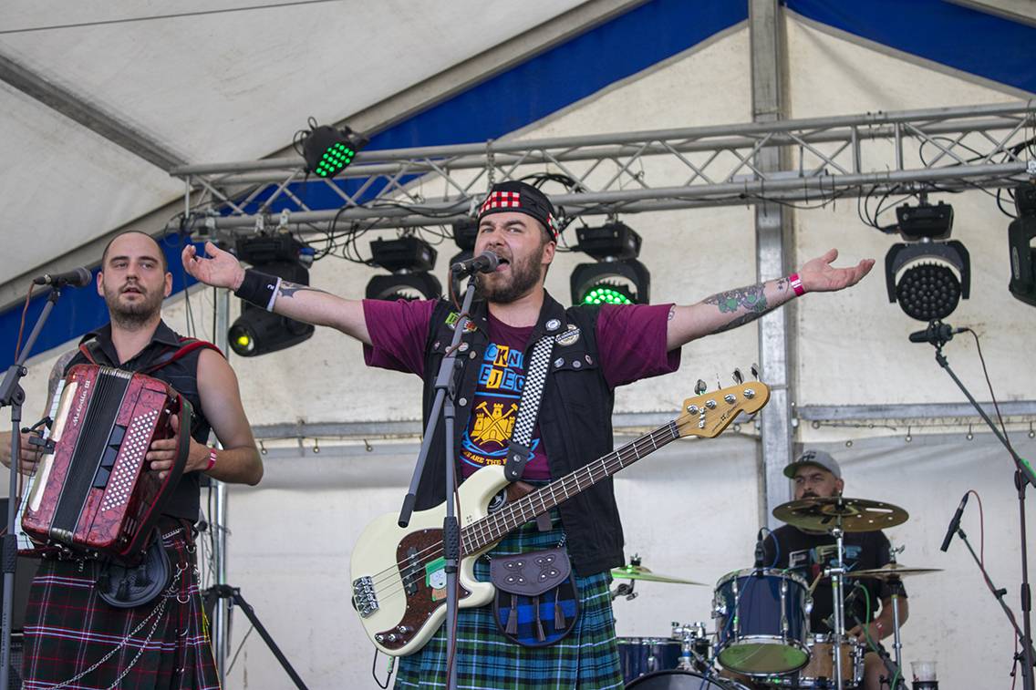 Visací zámek udělal z Vodňan punkové království, hráli i Narttu či Abraxas