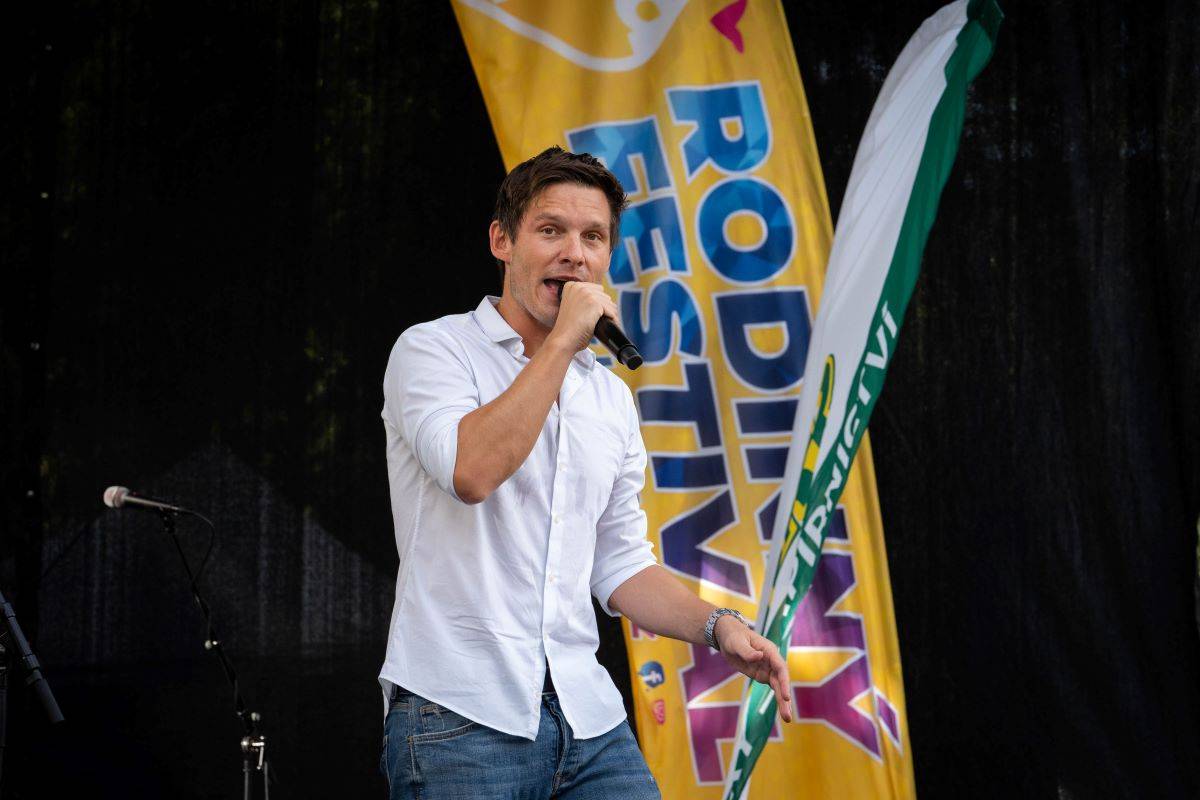 Na Bena Cristovao létali v Ostravě na Bezva Festu plyšáci, Sebastian rozplakal fanynky