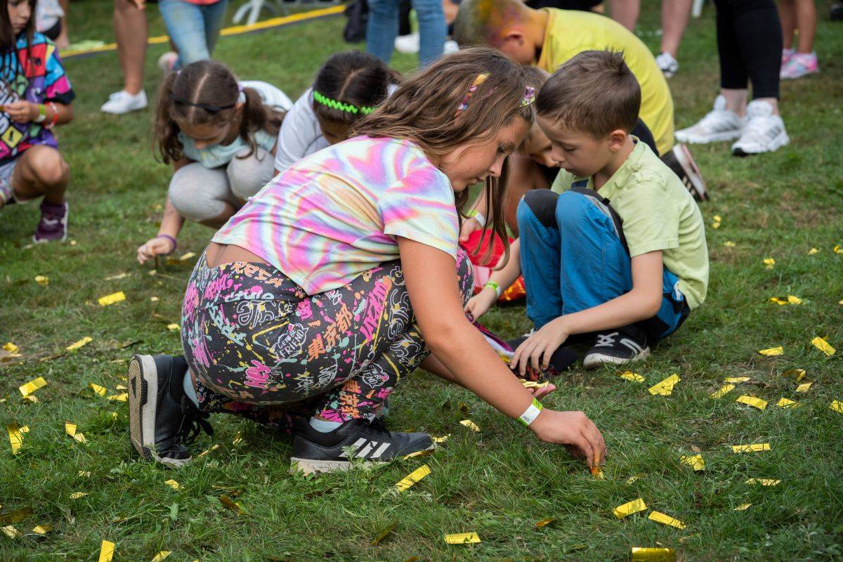 Na Bena Cristovao létali v Ostravě na Bezva Festu plyšáci, Sebastian rozplakal fanynky
