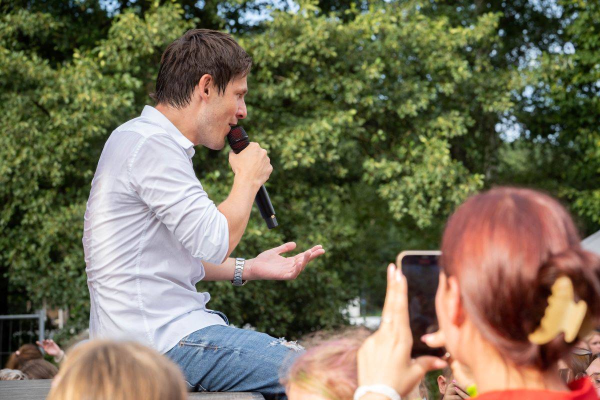 Na Bena Cristovao létali v Ostravě na Bezva Festu plyšáci, Sebastian rozplakal fanynky