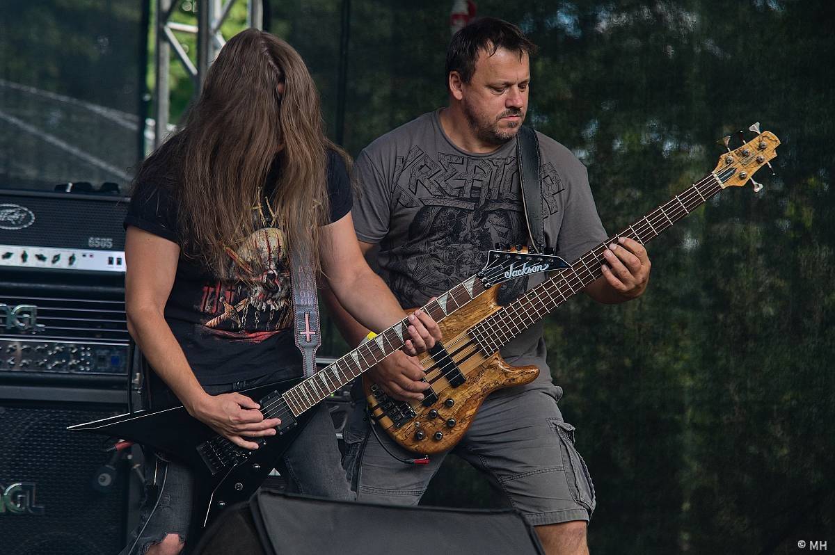 Kalikovským Mlýnem zněl metal, hlavní hvězda Impaled Nazarene do Plzně přijela až z Finska