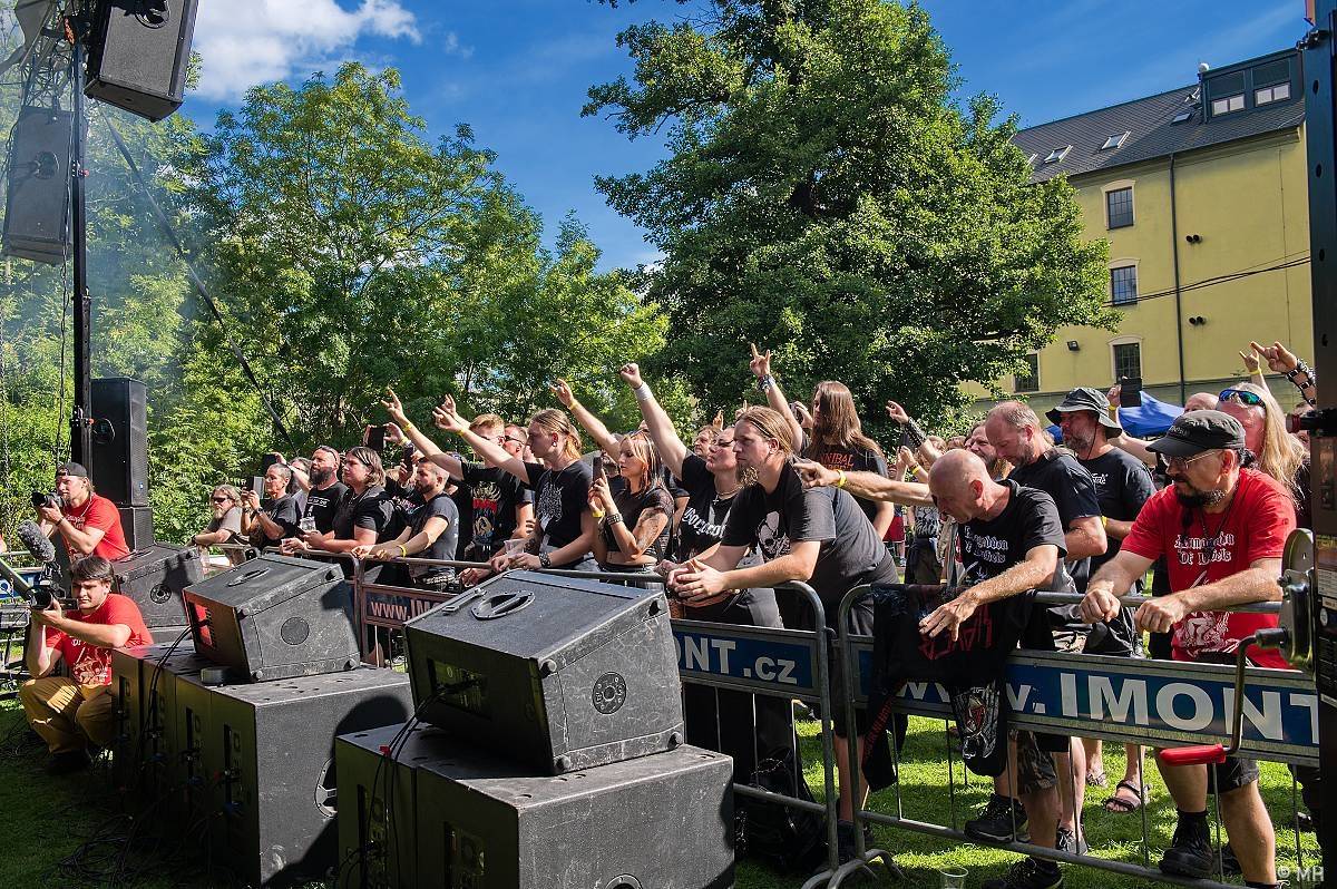 Kalikovským Mlýnem zněl metal, hlavní hvězda Impaled Nazarene do Plzně přijela až z Finska