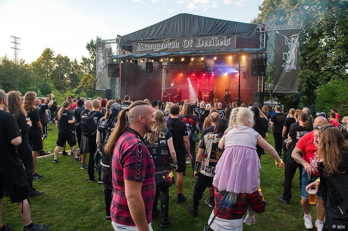 Kalikovským Mlýnem zněl metal, hlavní hvězda Impaled Nazarene do Plzně přijela až z Finska