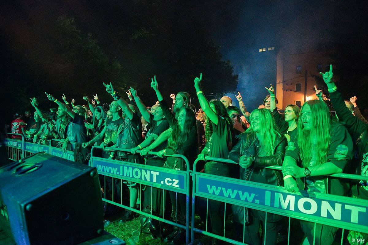 Kalikovským Mlýnem zněl metal, hlavní hvězda Impaled Nazarene do Plzně přijela až z Finska