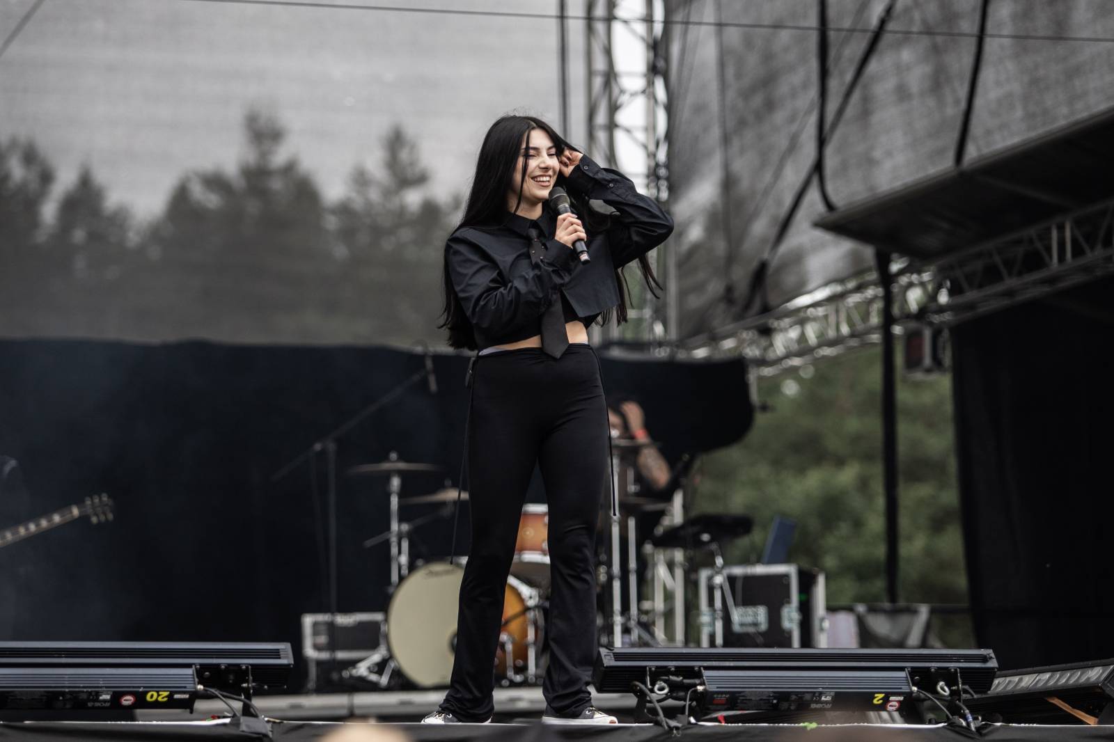 Druhý den na Bezdězu byl plný pozitivní energie a emocí. Nechyběli Cocotte Minute, Tomáš Klus nebo Dymytry