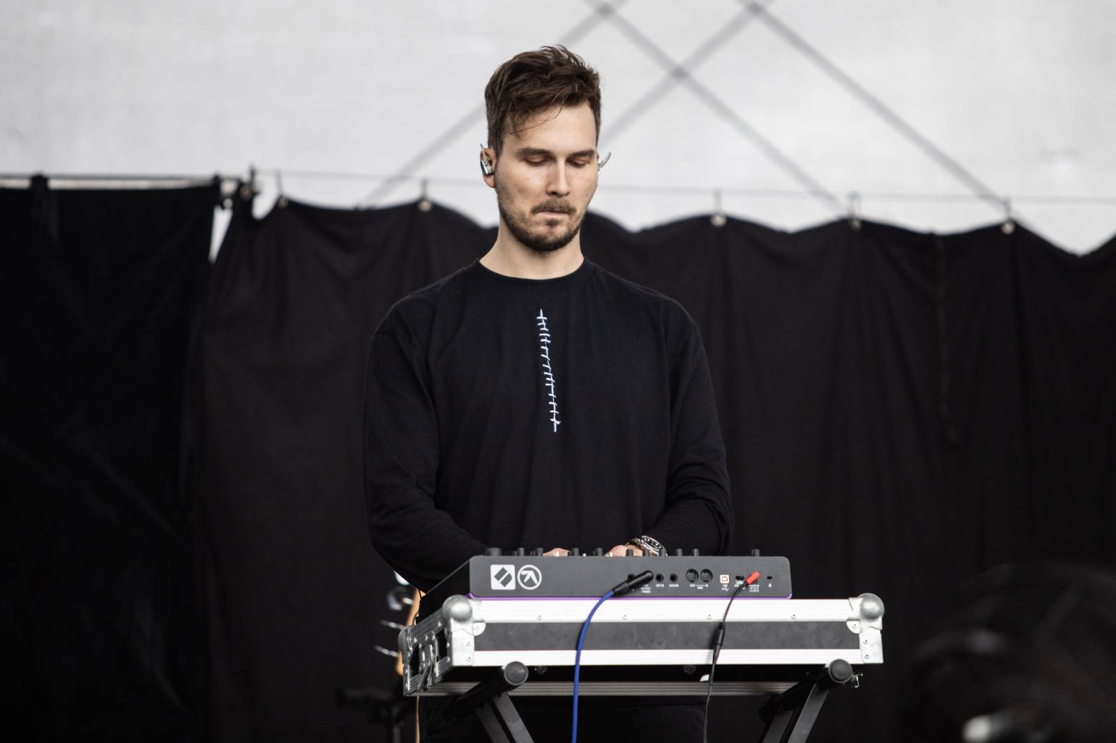 Druhý den na Bezdězu byl plný pozitivní energie a emocí. Nechyběli Cocotte Minute, Tomáš Klus nebo Dymytry