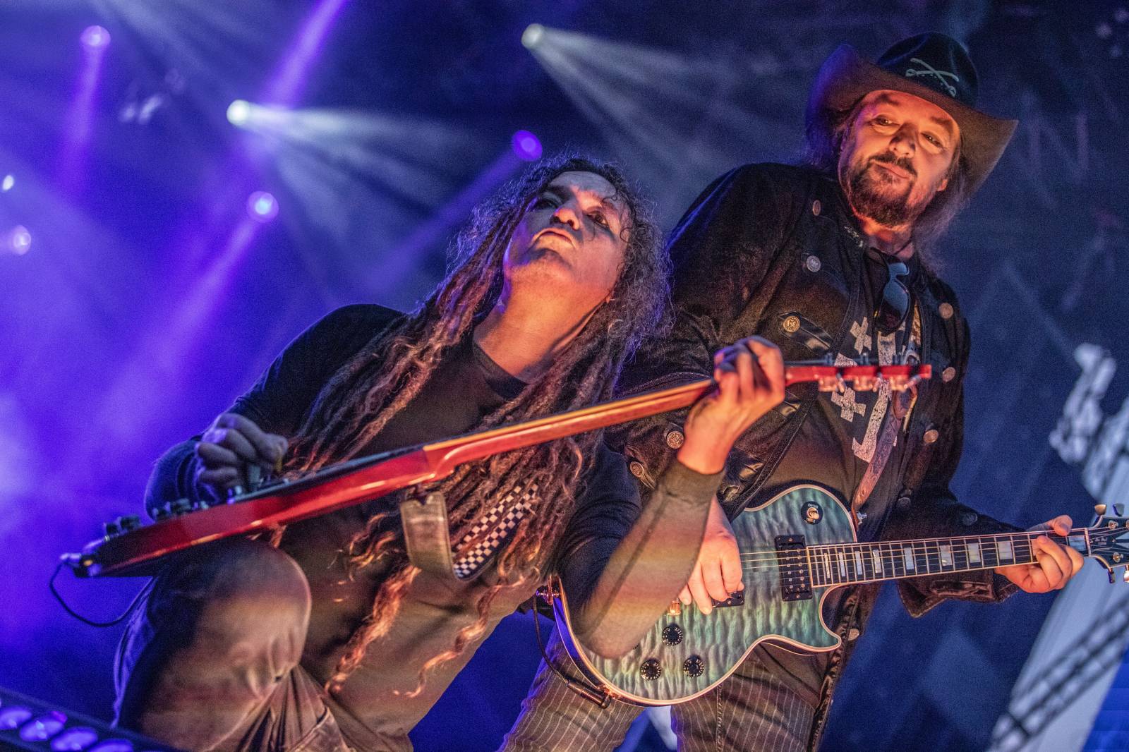 Druhý den na Bezdězu byl plný pozitivní energie a emocí. Nechyběli Cocotte Minute, Tomáš Klus nebo Dymytry