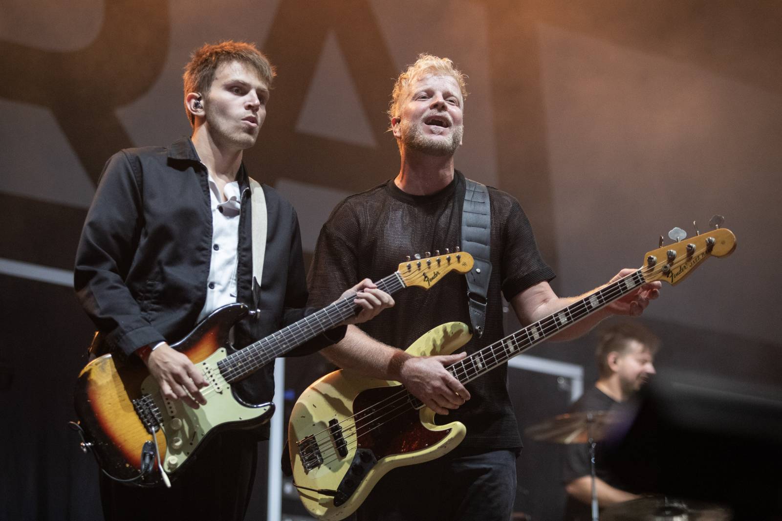 Druhý den na Bezdězu byl plný pozitivní energie a emocí. Nechyběli Cocotte Minute, Tomáš Klus nebo Dymytry