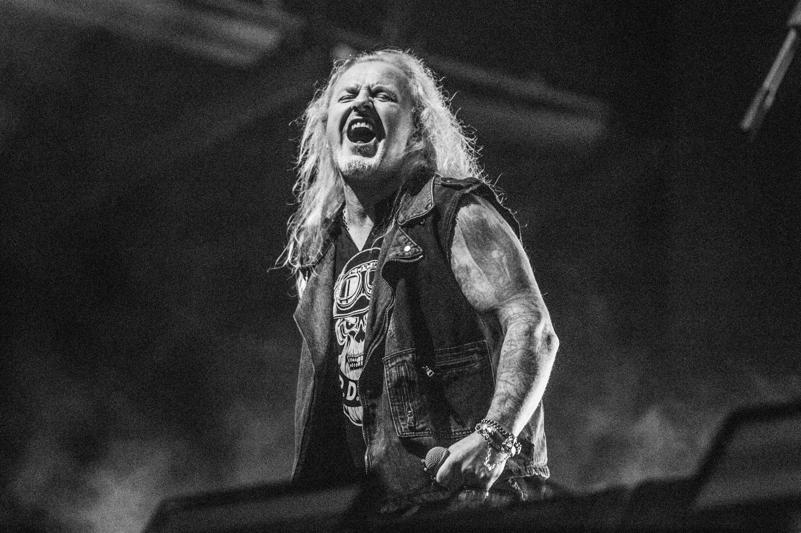 Druhý den na Bezdězu byl plný pozitivní energie a emocí. Nechyběli Cocotte Minute, Tomáš Klus nebo Dymytry