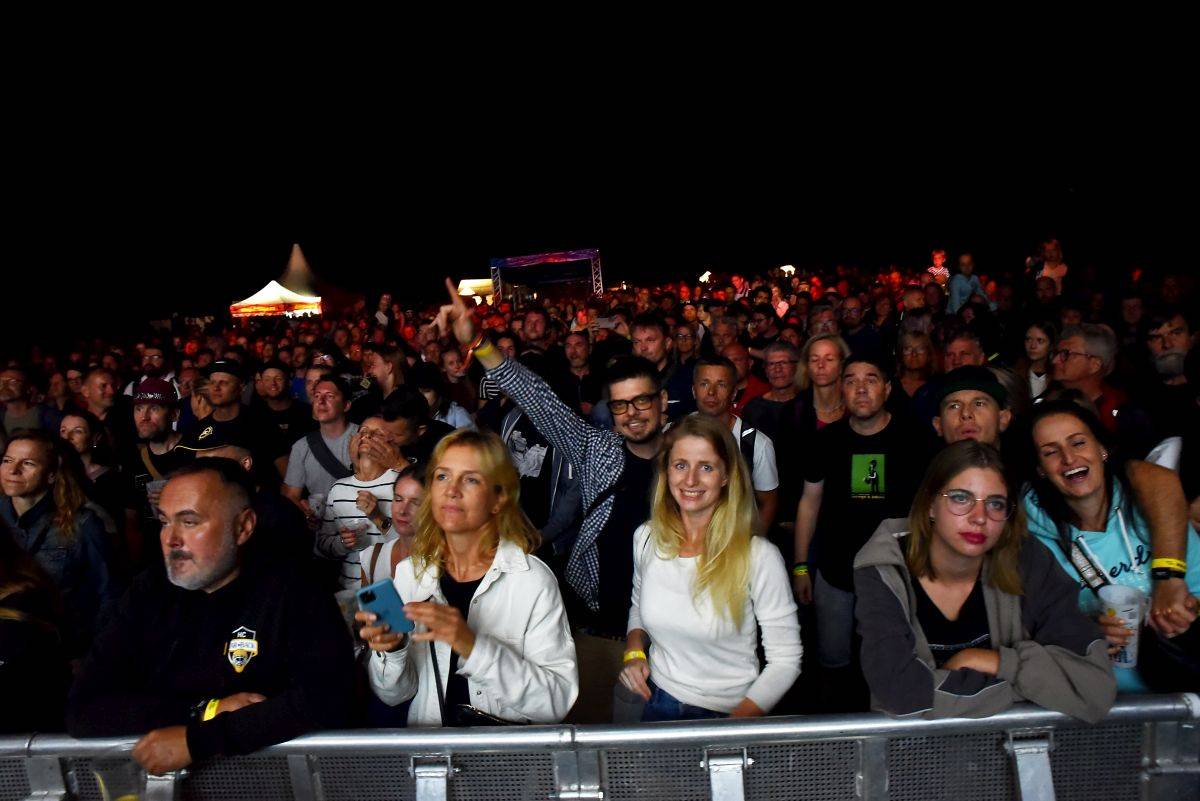 Pivovar Hostivar slaví deset let, gratulovali mu Mňága a Žďorp, Vítkovo kvarteto, Hudba Praha i Garage a Tony Ducháček