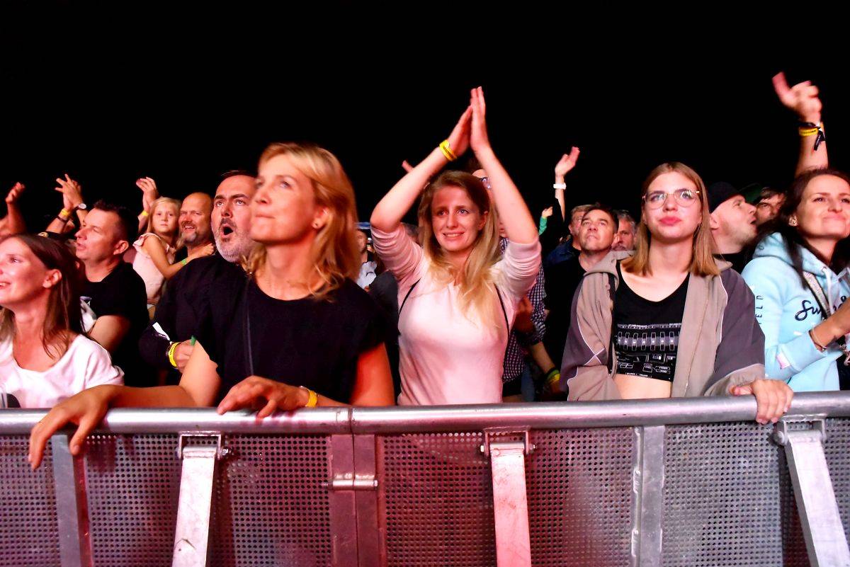 Pivovar Hostivar slaví deset let, gratulovali mu Mňága a Žďorp, Vítkovo kvarteto, Hudba Praha i Garage a Tony Ducháček