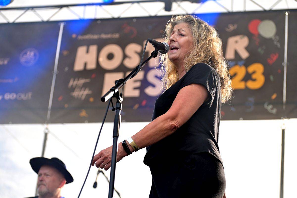 Pivovar Hostivar slaví deset let, gratulovali mu Mňága a Žďorp, Vítkovo kvarteto, Hudba Praha i Garage a Tony Ducháček