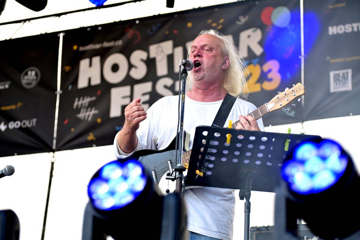 Pivovar Hostivar slaví deset let, gratulovali mu Mňága a Žďorp, Vítkovo kvarteto, Hudba Praha i Garage a Tony Ducháček