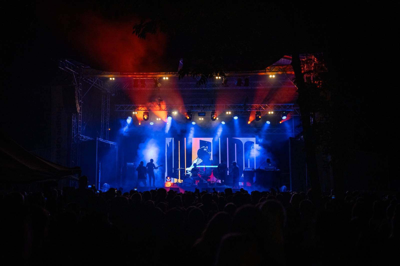 PSH s live bandem roztančili Ledárny Braník, přizvali si Katarzii a 7krát3