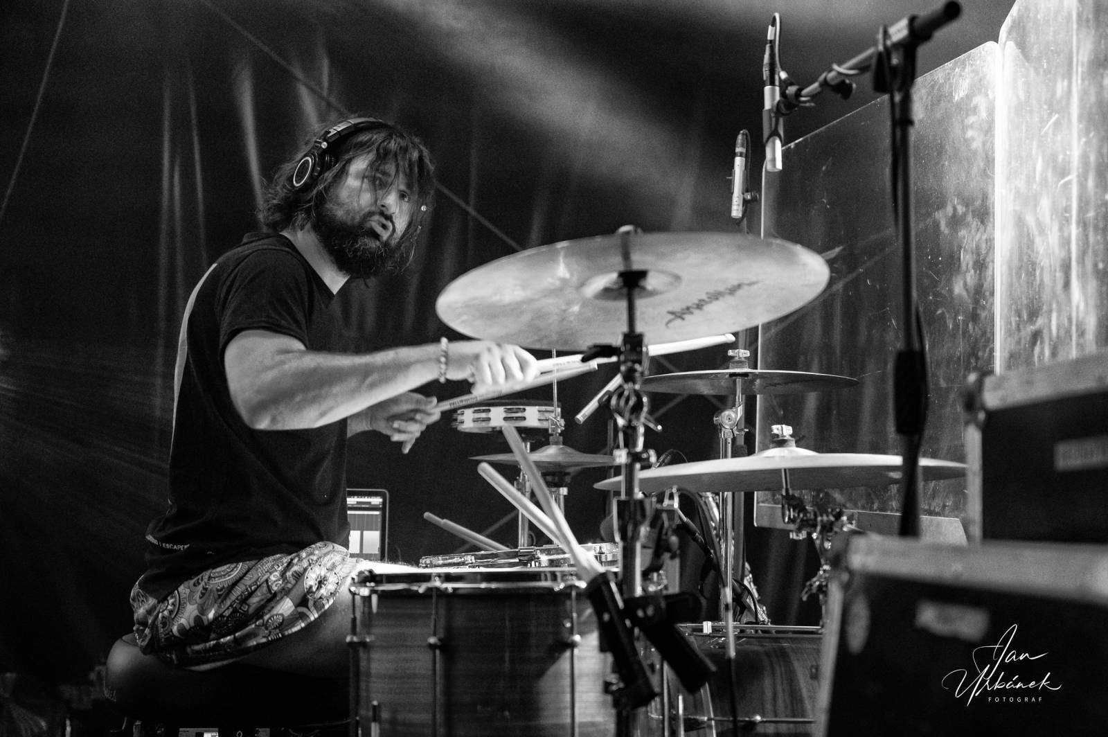 UDG rozsvítili Občanskou plovárnu, předskakovali jim Street69