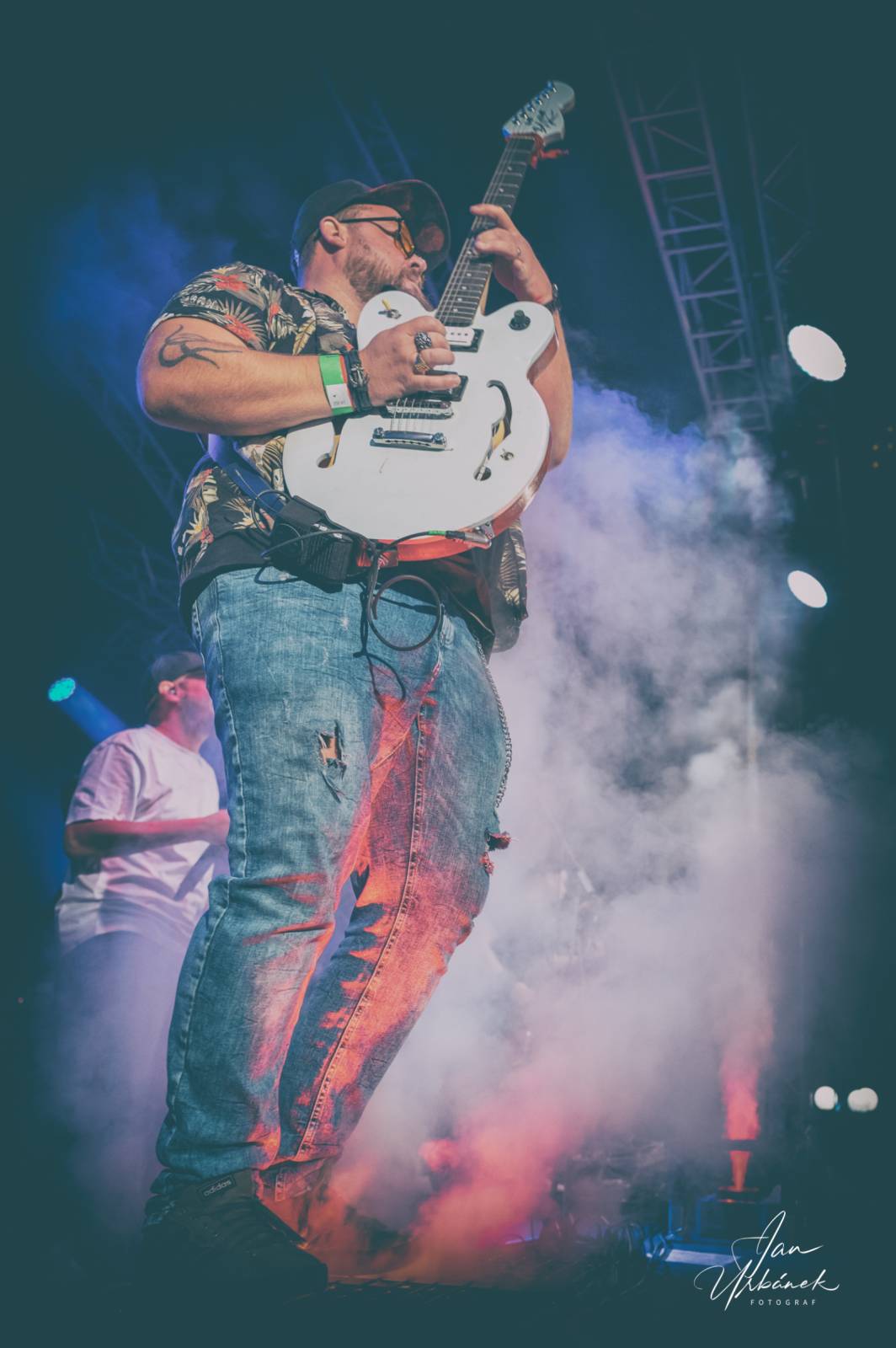 UDG rozsvítili Občanskou plovárnu, předskakovali jim Street69