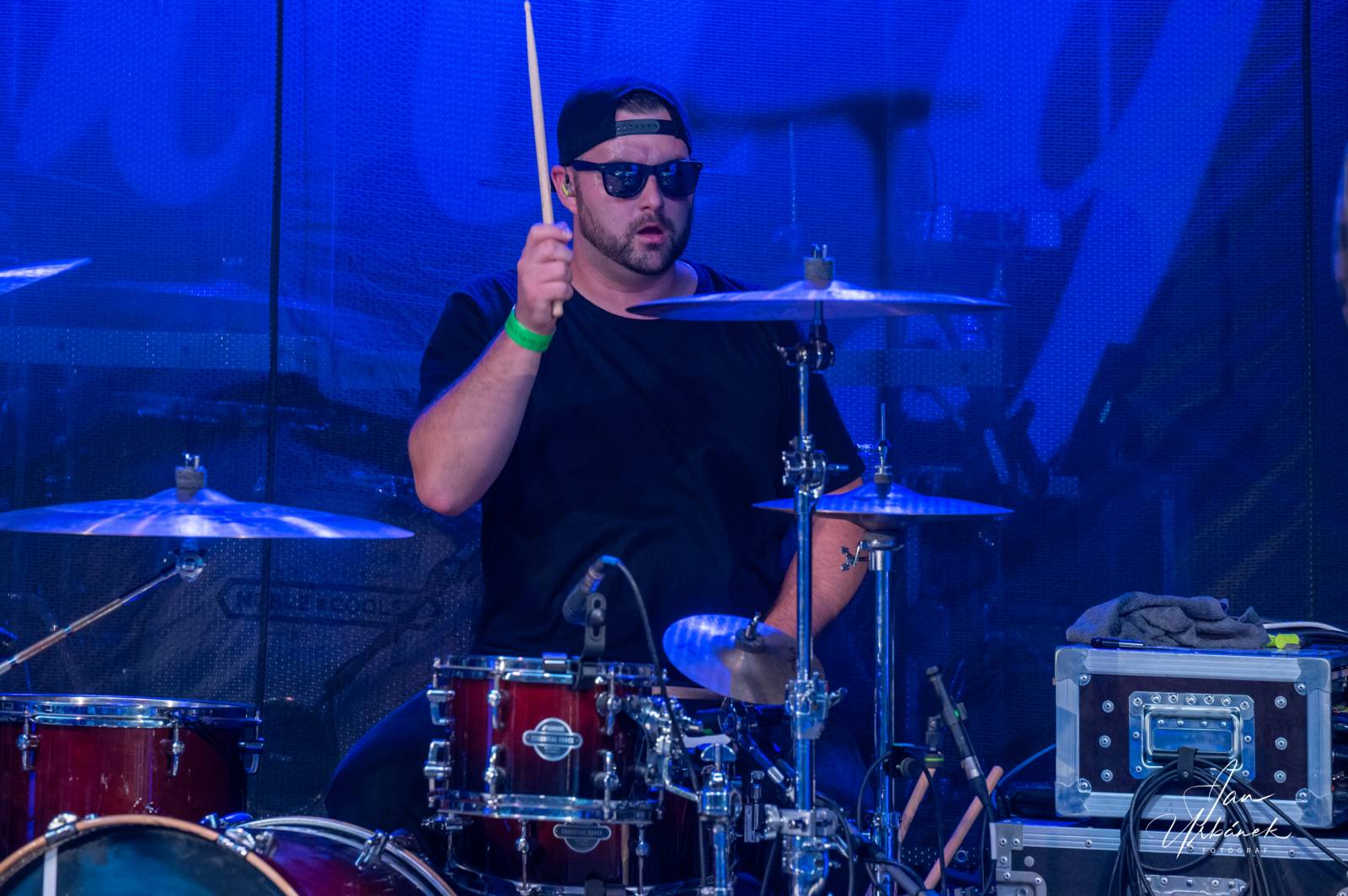 UDG rozsvítili Občanskou plovárnu, předskakovali jim Street69