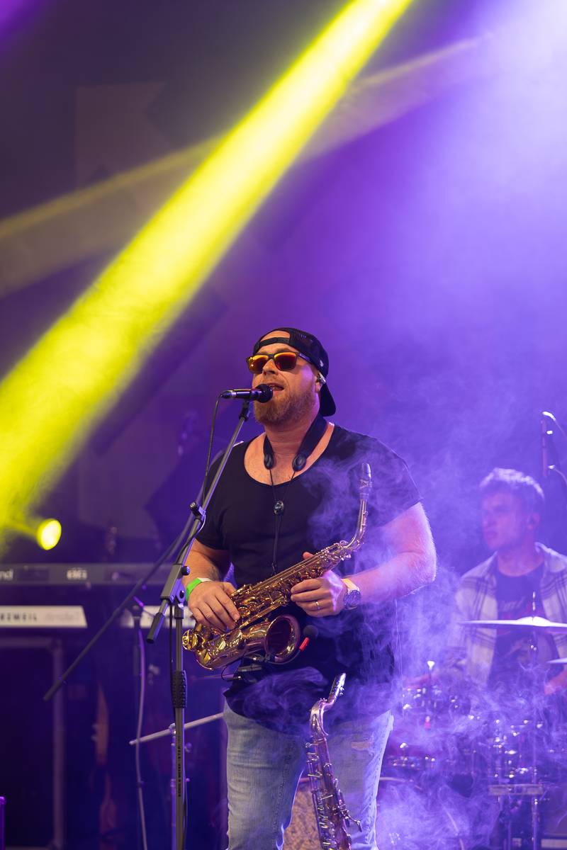 Xindl X oslavil na Občanské plovárně patnáct let od Návodu na čtení manuálu