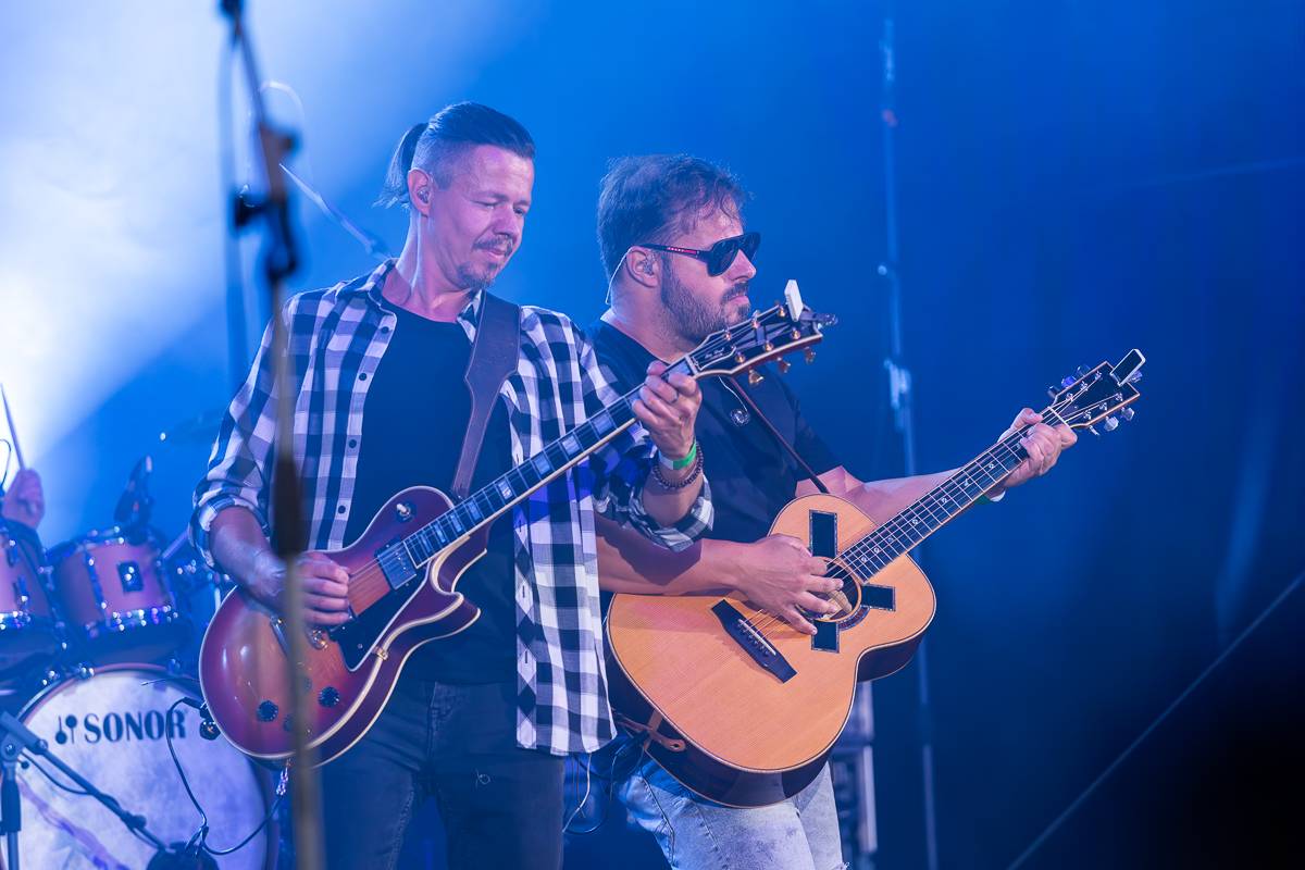 Xindl X oslavil na Občanské plovárně patnáct let od Návodu na čtení manuálu