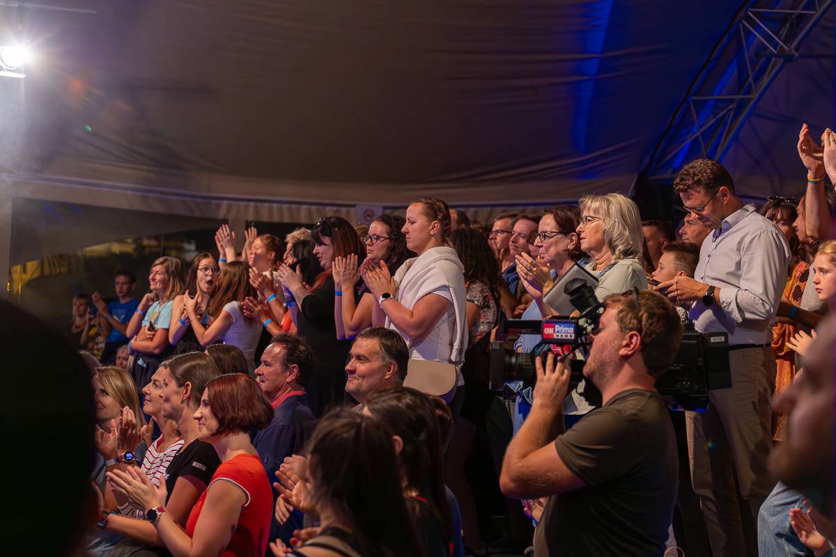 Xindl X oslavil na Občanské plovárně patnáct let od Návodu na čtení manuálu