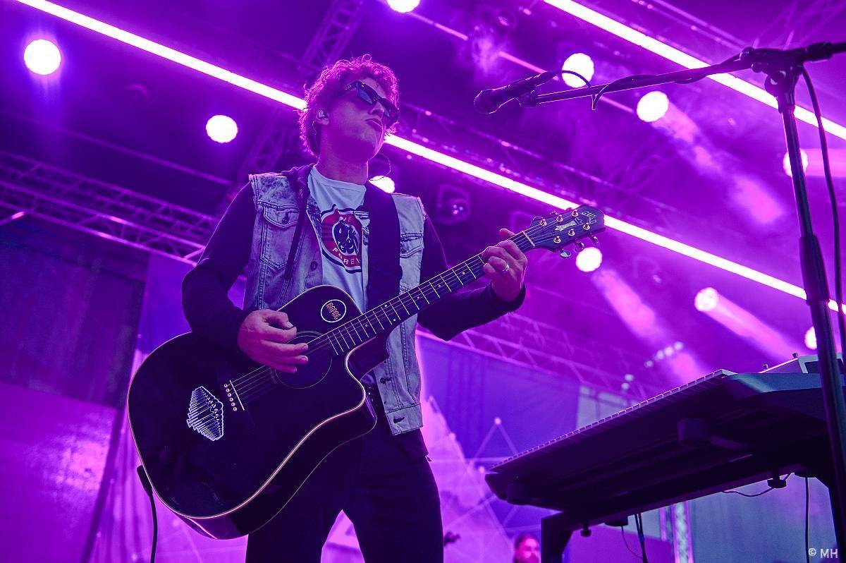 Michal Hrůza a Olympic zpívali v Plzni pro kulturu