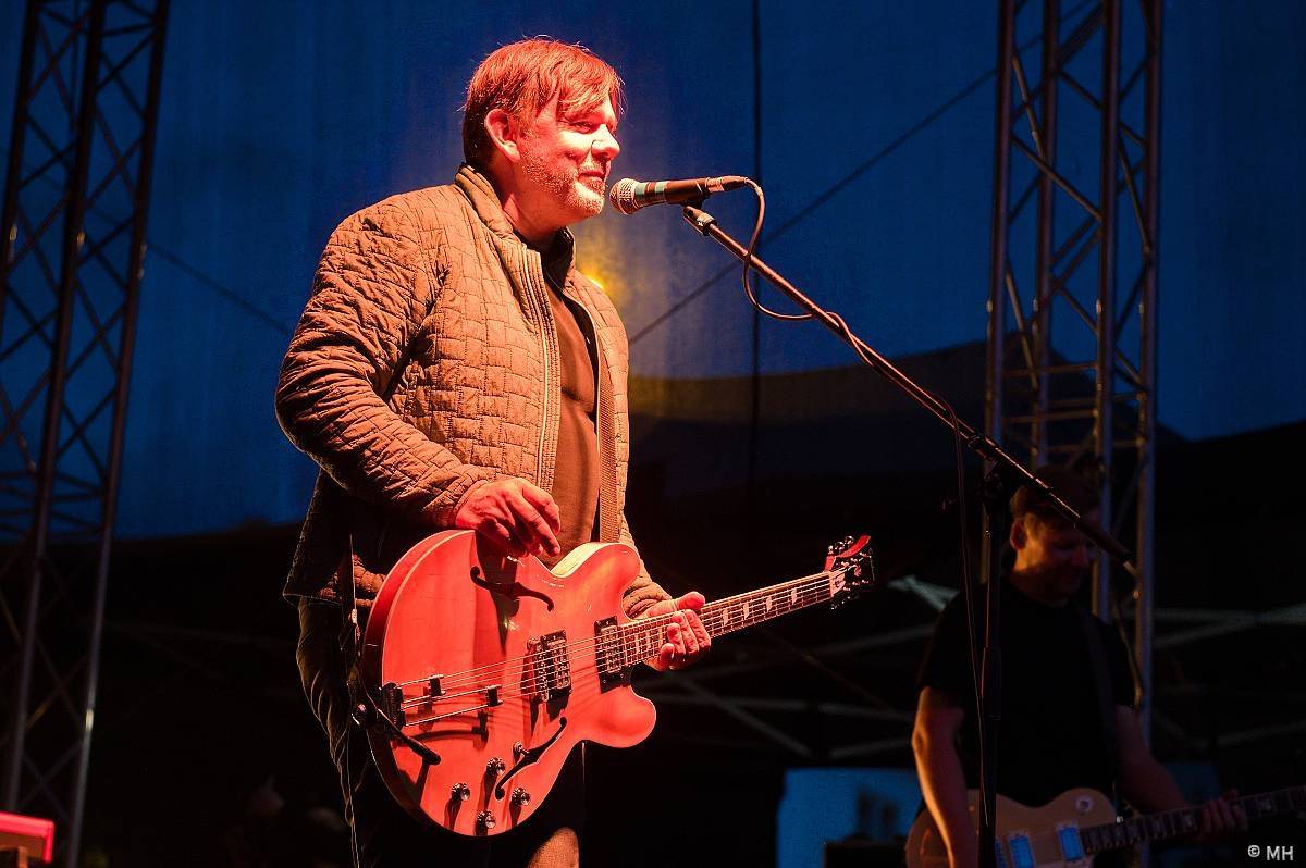 Michal Hrůza a Olympic zpívali v Plzni pro kulturu