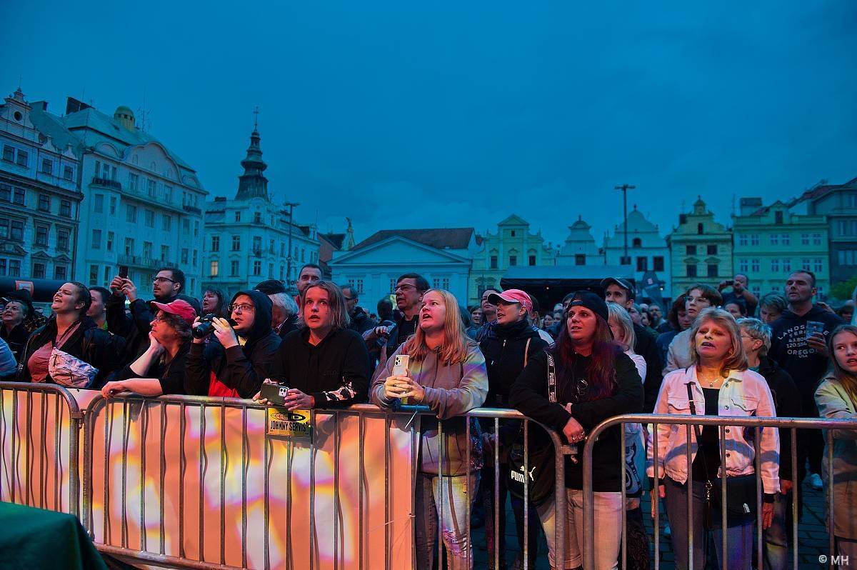 Michal Hrůza a Olympic zpívali v Plzni pro kulturu