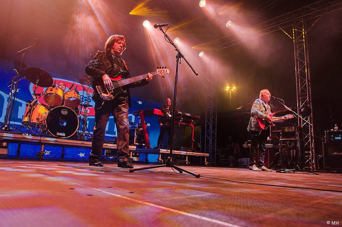 Michal Hrůza a Olympic zpívali v Plzni pro kulturu