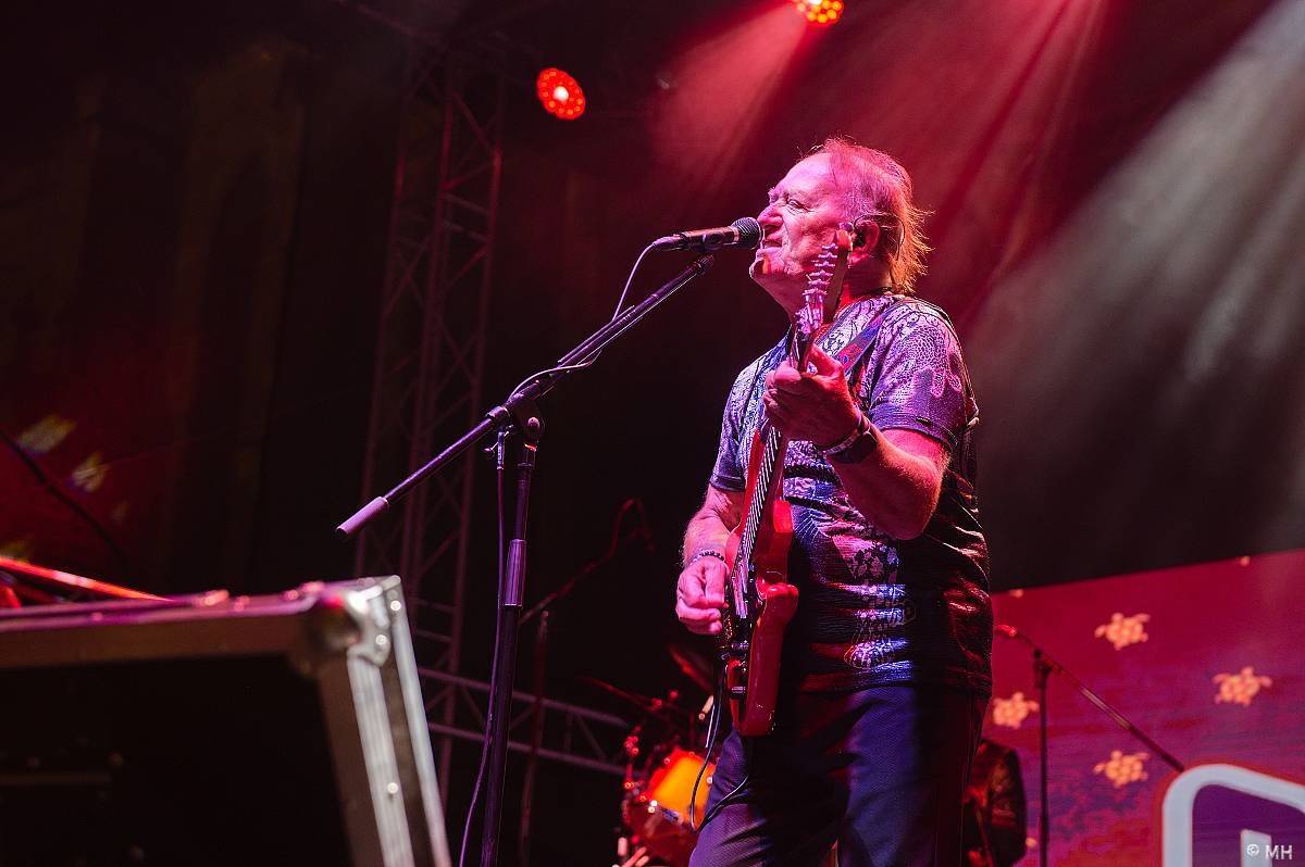 Michal Hrůza a Olympic zpívali v Plzni pro kulturu