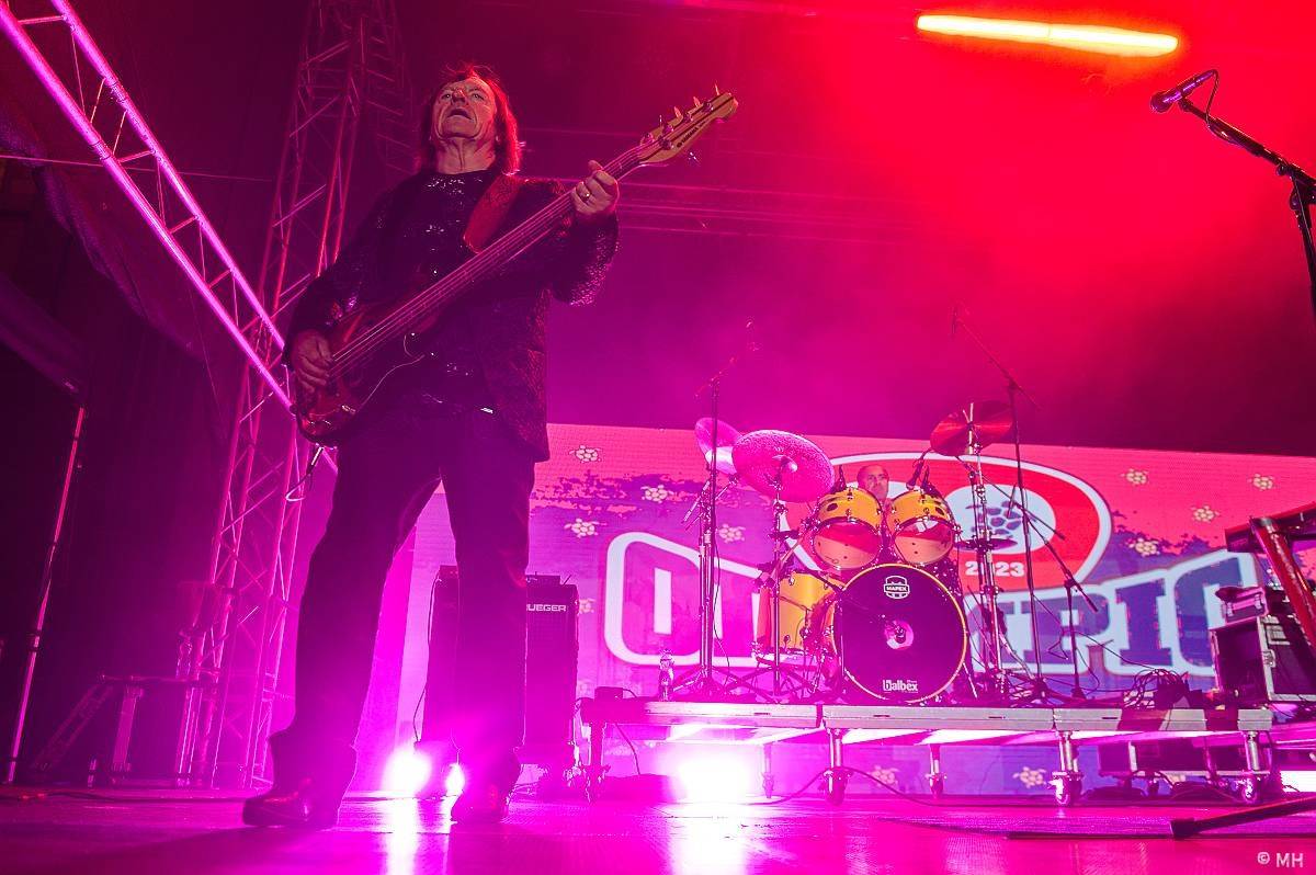 Michal Hrůza a Olympic zpívali v Plzni pro kulturu