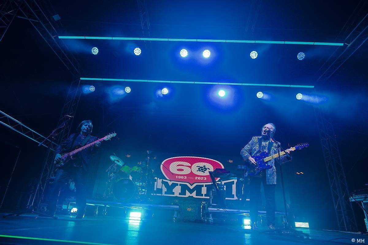 Michal Hrůza a Olympic zpívali v Plzni pro kulturu