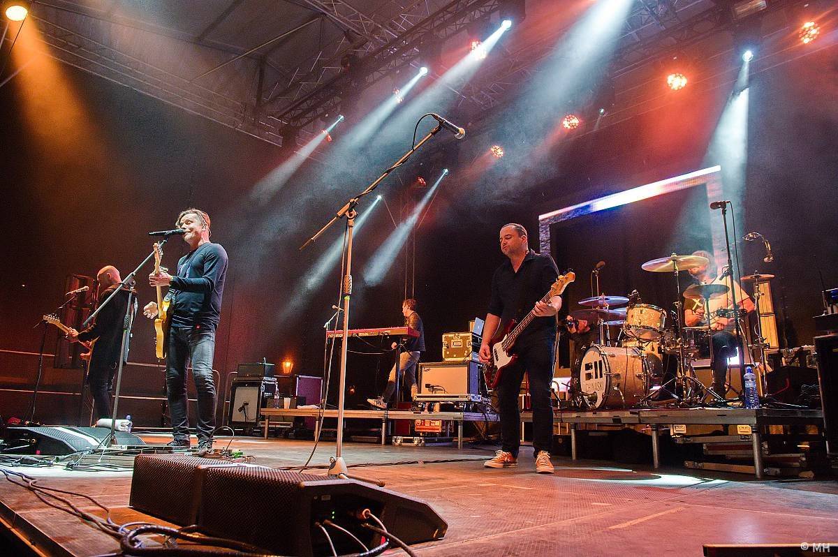 Chinaski oslavovali v létě svobodu, poslední koncert turné odehráli v Plzni