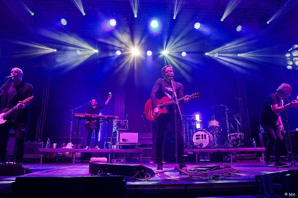 Chinaski oslavovali v létě svobodu, poslední koncert turné odehráli v Plzni