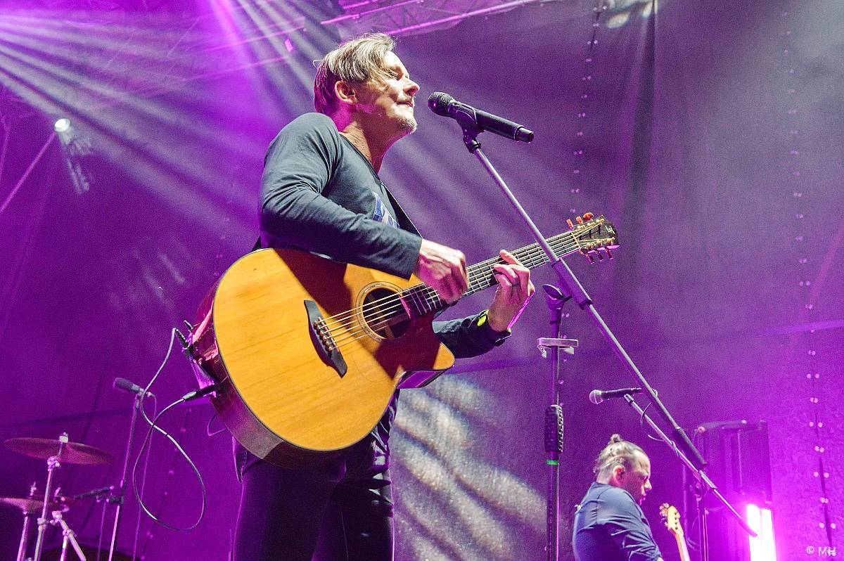 Chinaski oslavovali v létě svobodu, poslední koncert turné odehráli v Plzni