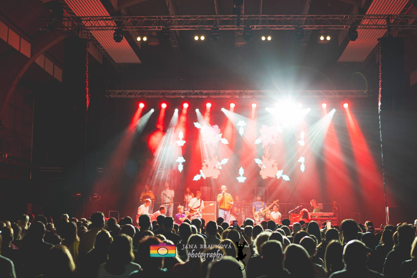 Vojtěch Dyk v Plzni zahájil turné V Přítomnosti. Vzpomínal na tátu i účast na Žebříku