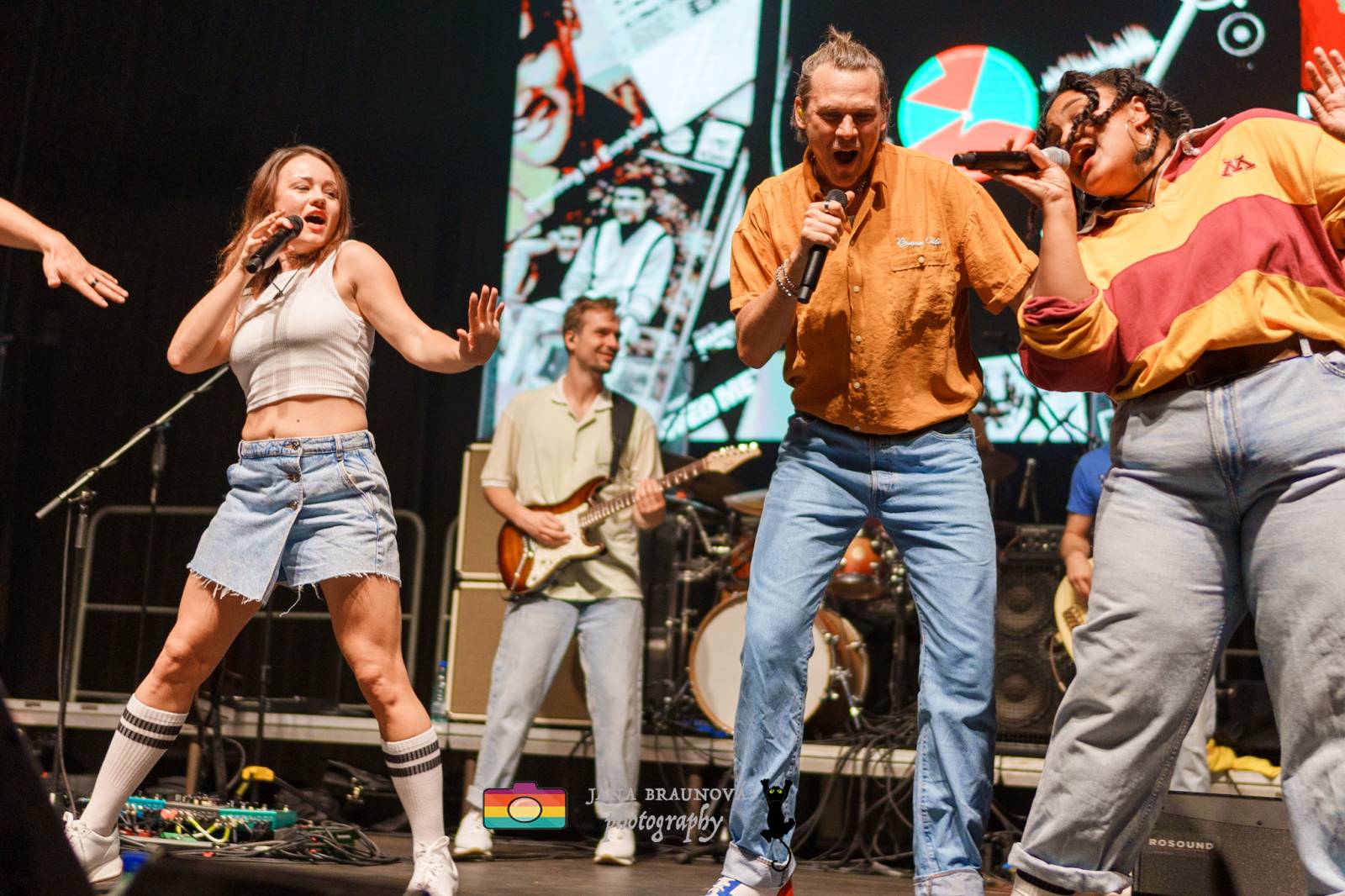 Vojtěch Dyk v Plzni zahájil turné V Přítomnosti. Vzpomínal na tátu i účast na Žebříku