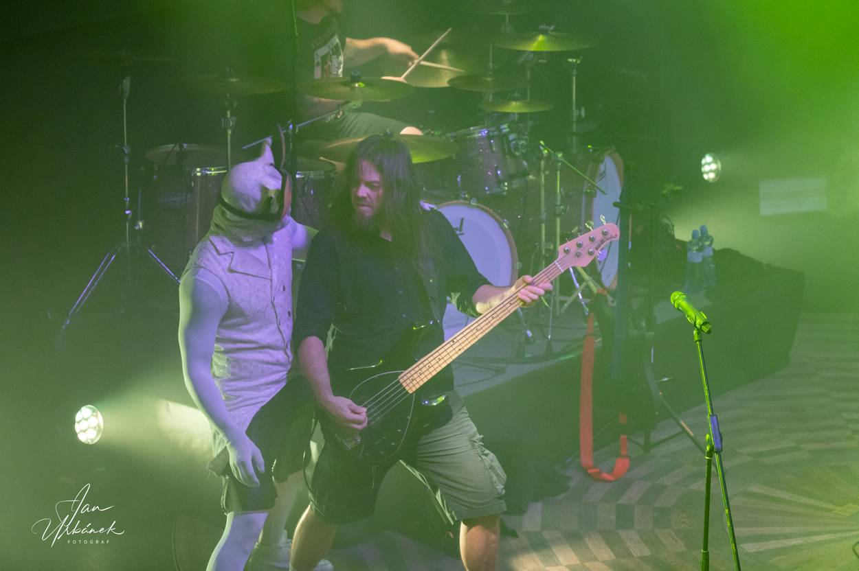 Frog Leap se vrátil do Prahy, vsadil na menší prostory a kontakt s publikem