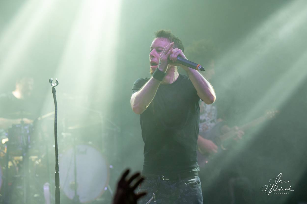 Frog Leap se vrátil do Prahy, vsadil na menší prostory a kontakt s publikem