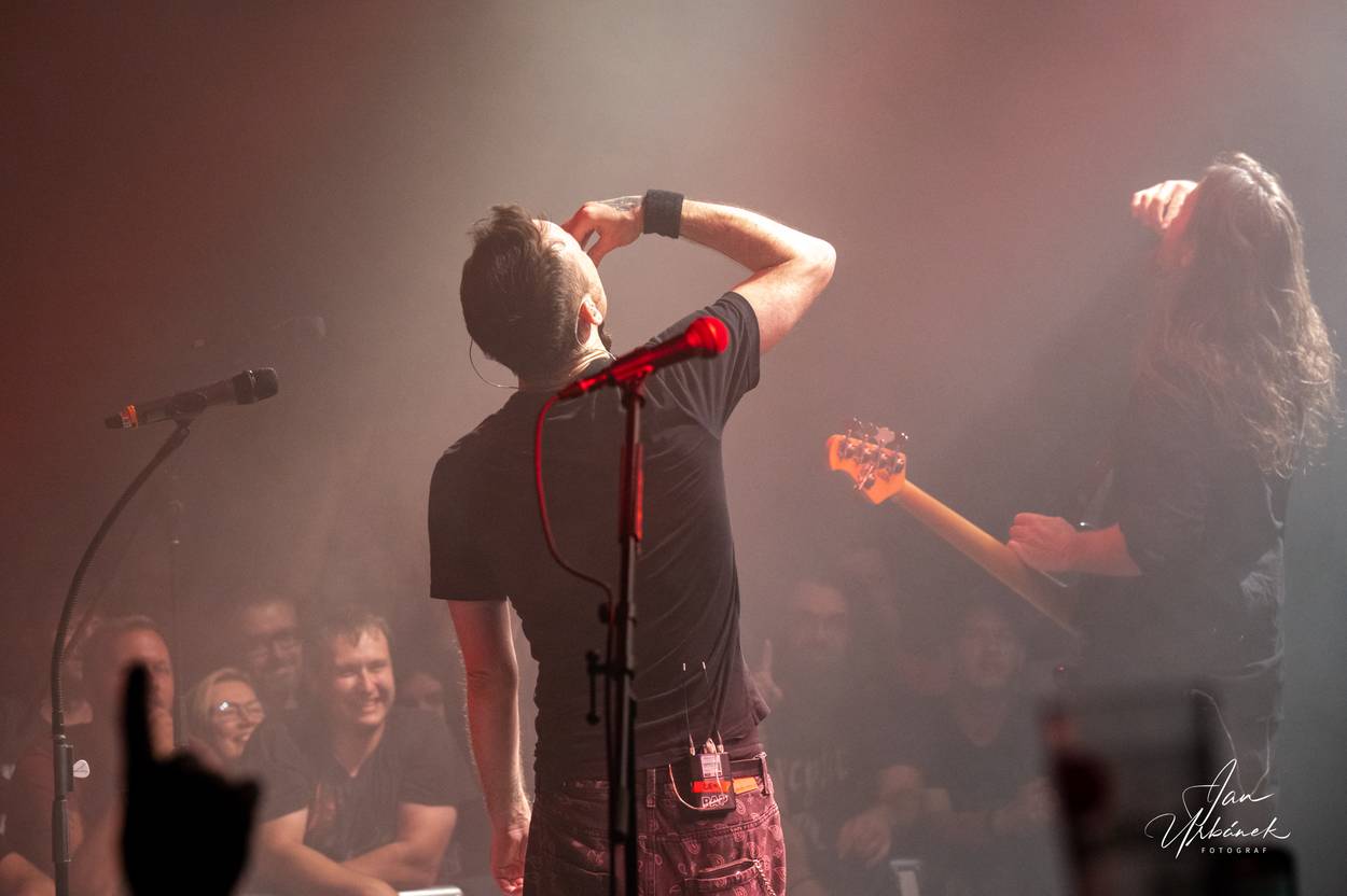 Frog Leap se vrátil do Prahy, vsadil na menší prostory a kontakt s publikem