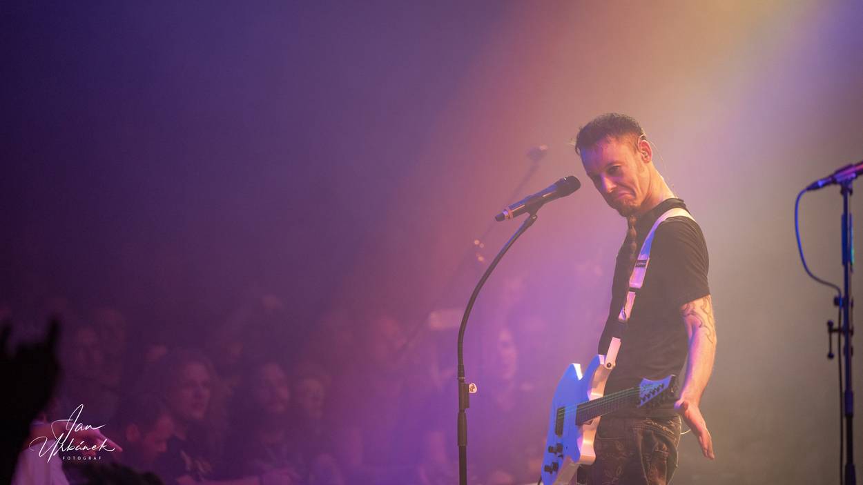 Frog Leap se vrátil do Prahy, vsadil na menší prostory a kontakt s publikem