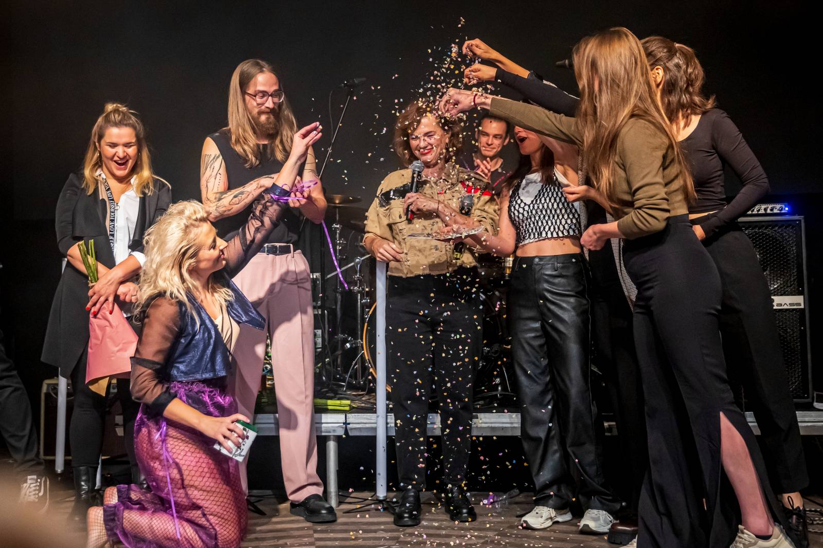 Anna Julie Slováčková pokřtila album Osudová, mezi hosty nechyběli Pokáč, Milan Peroutka nebo Marta Jandová